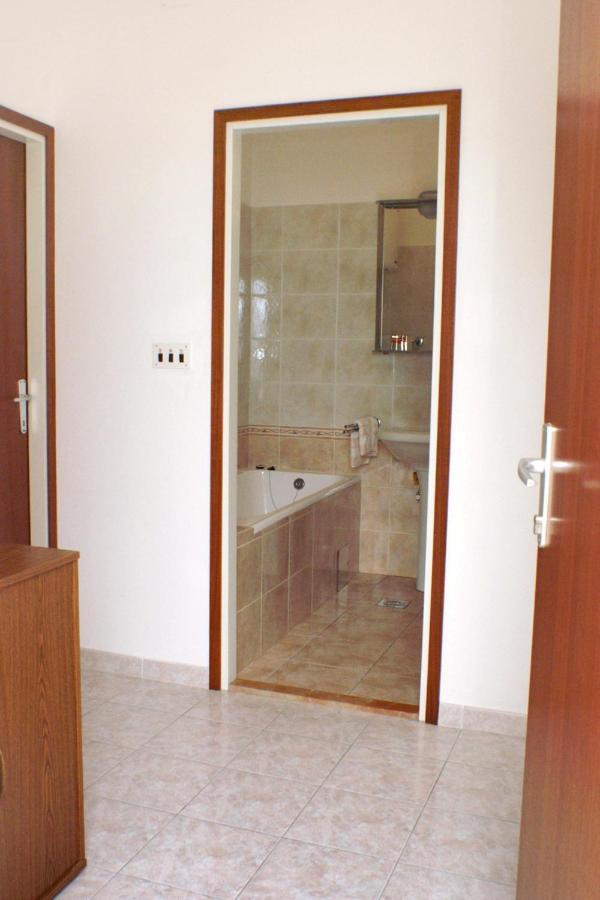 Apartments By The Sea Razanj, Rogoznica - 4253 Luaran gambar